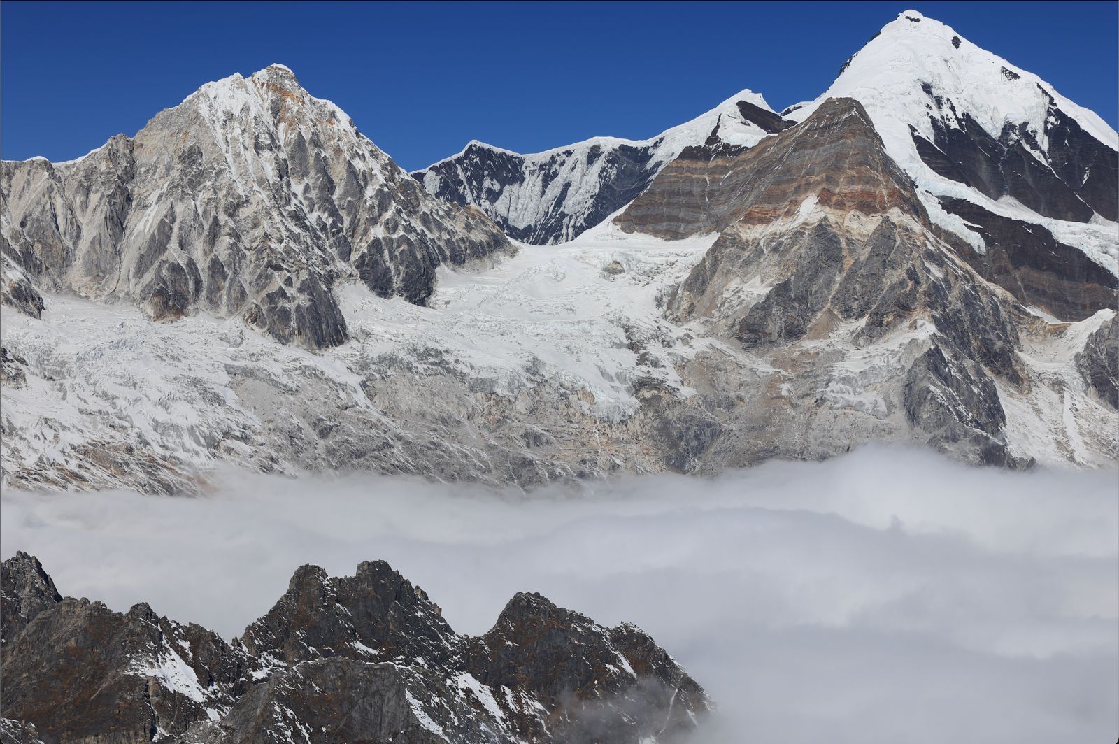 Chomo and Nyegyi Kangtsang